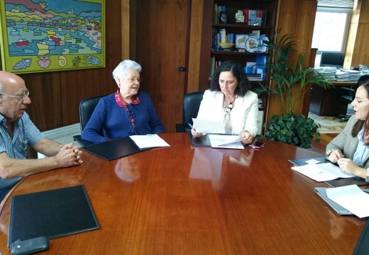 Belén do Campo reúnese cos representantes da Asociación Parkinson Galicia-Coruña para coñecer de primeira man as súas necesidades